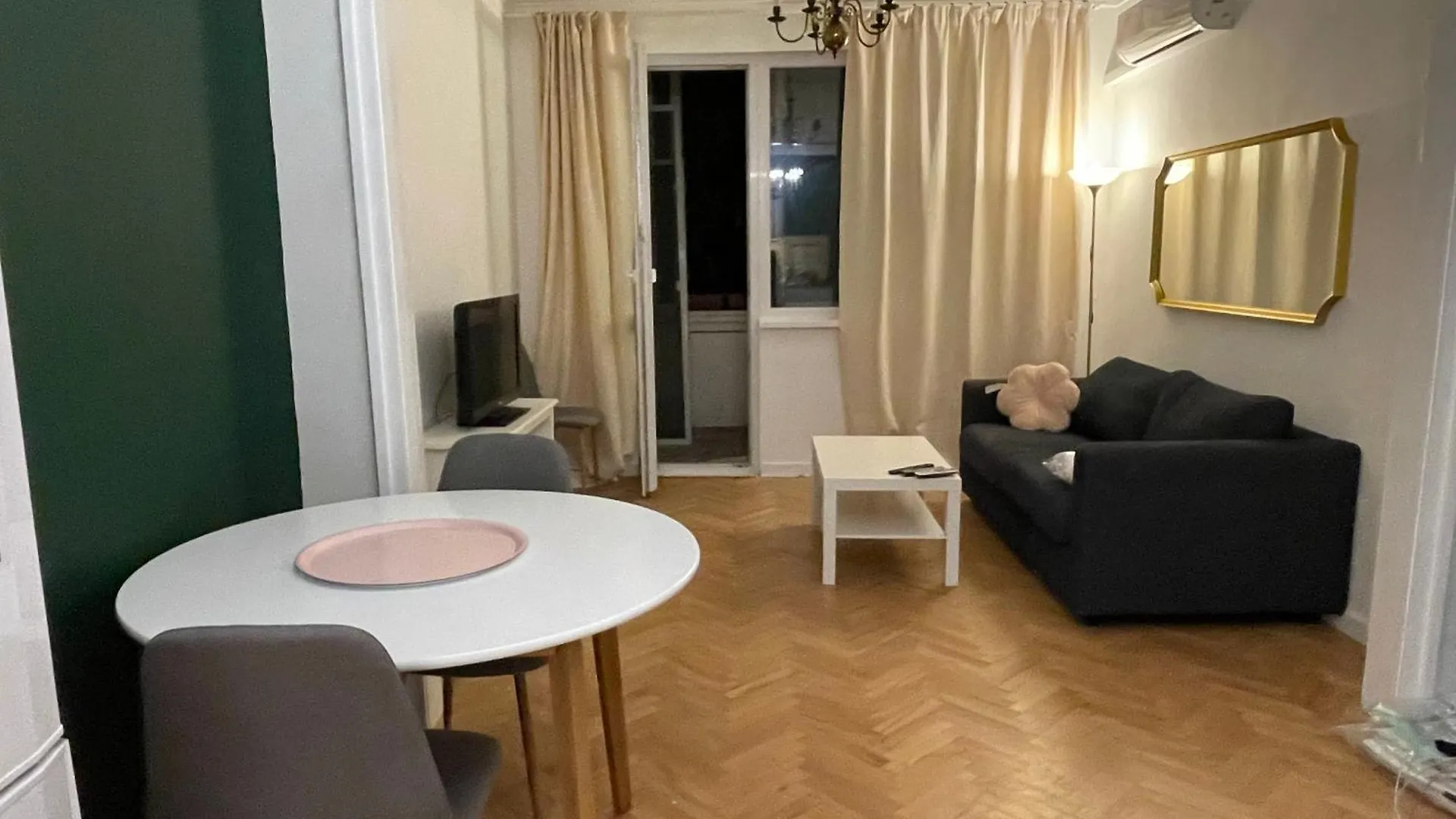Levski Studio At Heart Of София Апартаменты